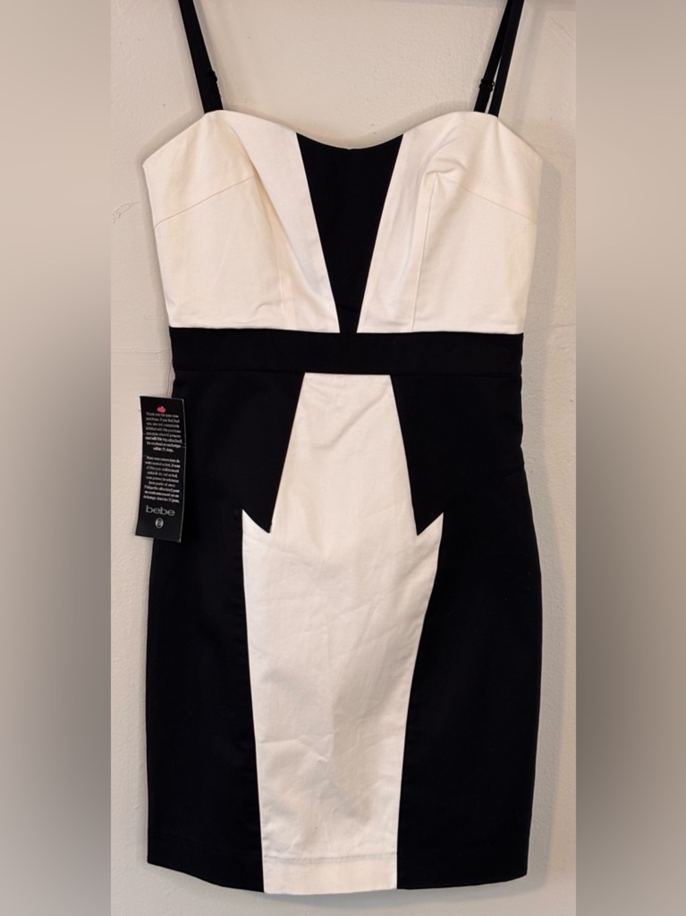 NWT bebe Black and White Color Mini Block Dress Women’s Size 4